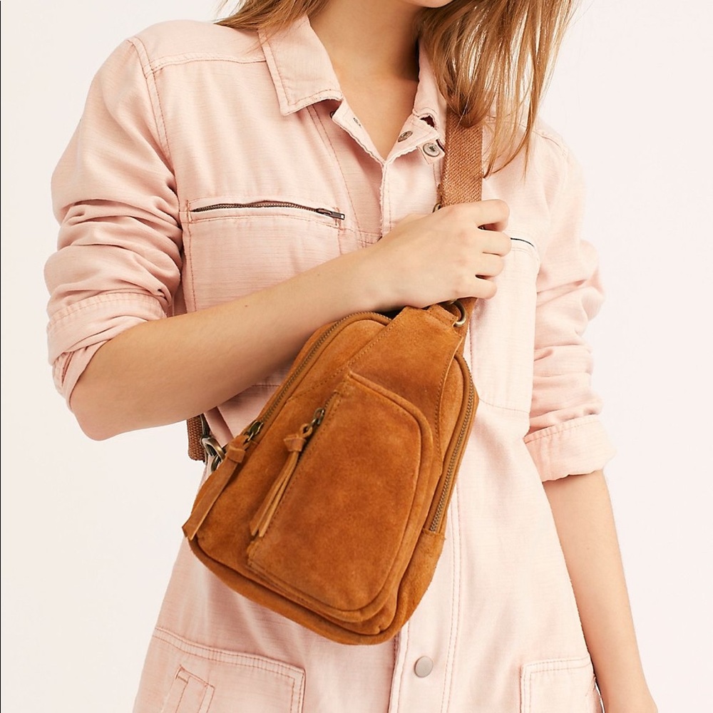 ✨NEW!✨ Free People Hudson Sling Bag - Picture 2 of 7